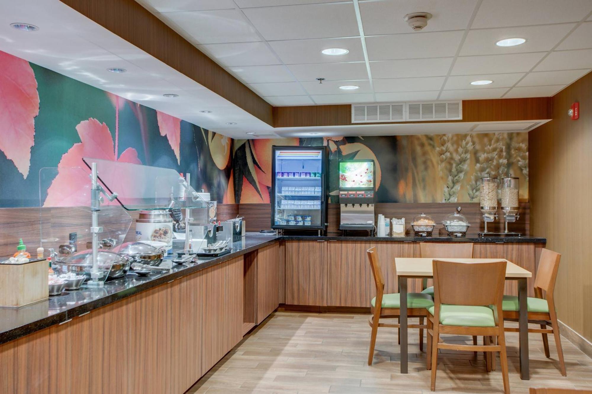 Fairfield Inn By Marriott Еймсбері Екстер'єр фото