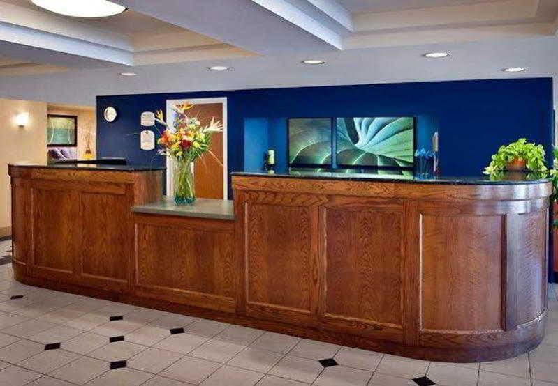 Fairfield Inn By Marriott Еймсбері Екстер'єр фото